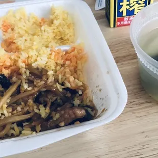 Hot garlic pork wanton soup fried rice