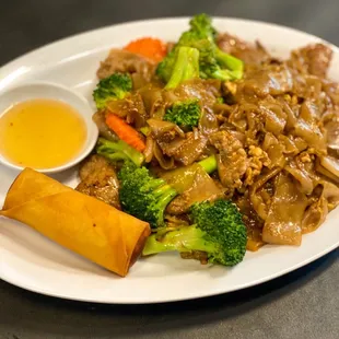 Lunch Pad See Ew and salad on the side
