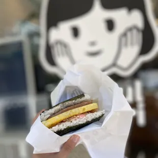 Go Cal Onigiri  ig @mukbangyourmama