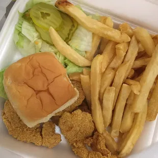 Fried shrimp with fries