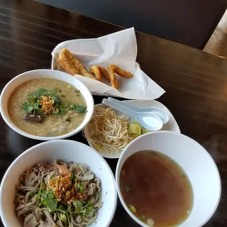 #21. Mo's Special Rice Porridge