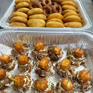 donuts, dough desserts, food