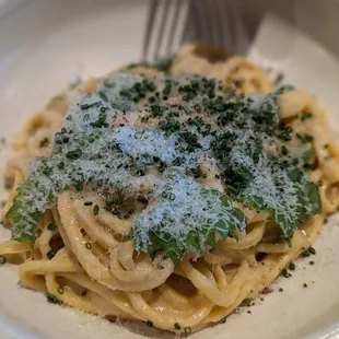 Tonnarelli, sea urchin cacio e pepe, idiazabal