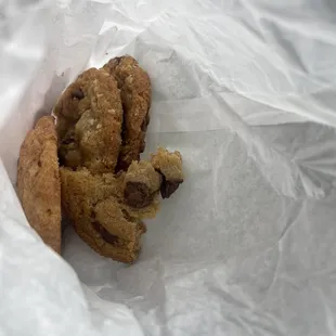 Got 1 of each. Snickerdoodle, oatmeal chocolate, oatmeal raisins &amp; chocolate chip. Oatmeal!!!!! The best!!!