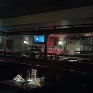 sushi and sashimi, interior