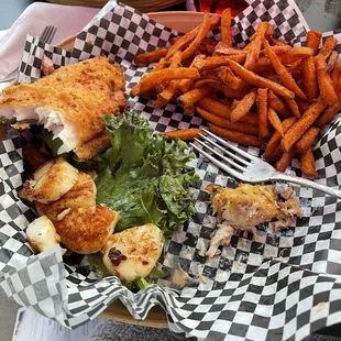 Seafood Platter with Scallops