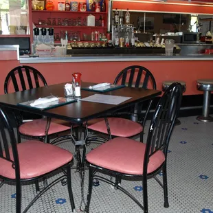 Classic interiors of Richardson's Cafe Photography by Paradise Kendra