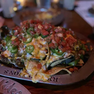 HH carne asada nachos supreme ($22)