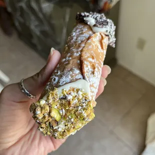 Cannoli