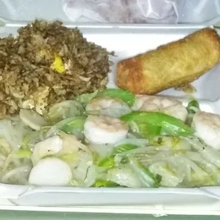 Shrimp Chow Mein lunch