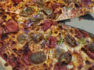 Lake Wylie Pizza & Italian Restaurant