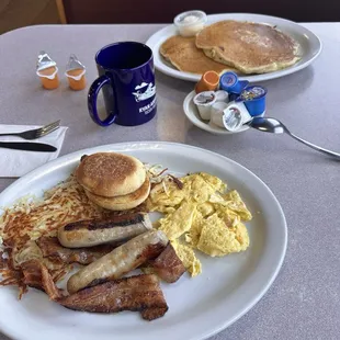 The Pig-Out Breakfast $14