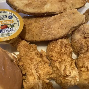 Spicy Tenders w/ Potato Wedges