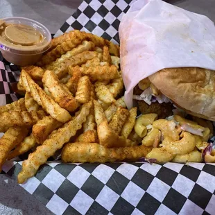 Chicken Sando w/mac n' cheese inside and fries (yum!)