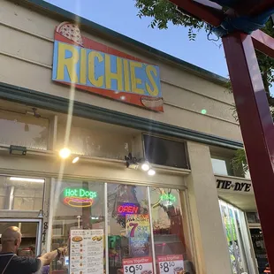 Restaurant façade