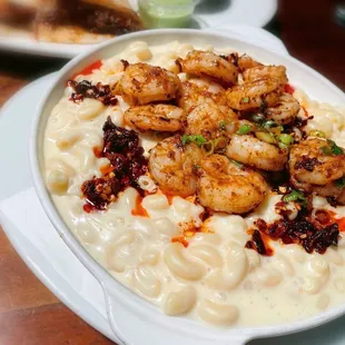 Cajun Shrimp Mac and Cheese