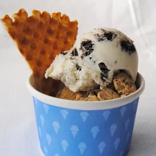 Double Scoop Ice Cream Social | Rich&apos;s Ice Cream Catering