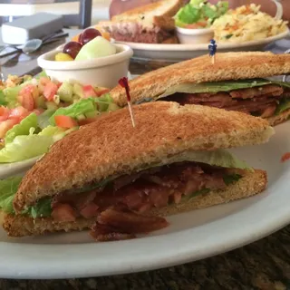 Applewood BLT Sandwich