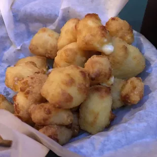 Cheese curds..  yum!