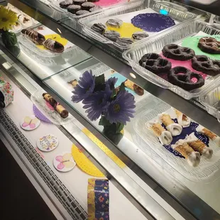 sushi and sashimi, interior