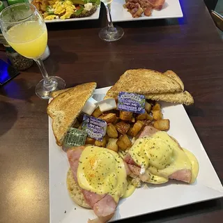 Traditional Benedict