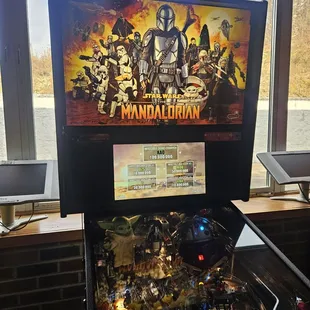 a star wars pinball machine