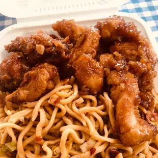 3 Item Combo- BBQ Pork Chowmein, Garlic Chicken (spicy), Mandarin Chicken $14.00