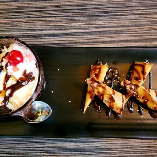 Fried banana with ice-cream