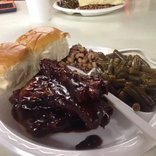 BBQ Ribs, black eyed peas &amp; green beans.