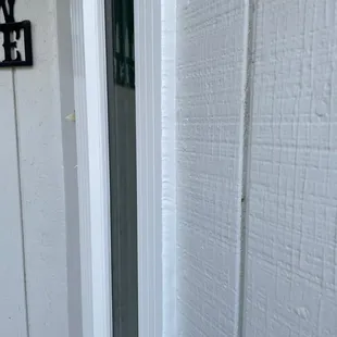 Beautiful caulk lines