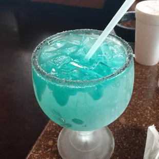 dessert, drink