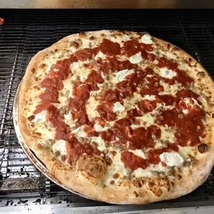 pepperoni and cheese pizza