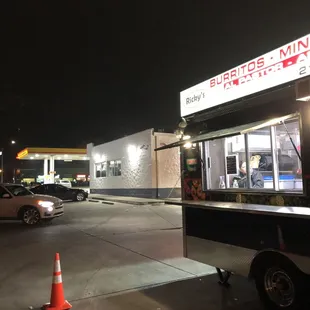Ricky&apos;s tacos new location on corner of Babcock and de Zavala