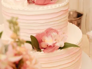 Dragon City Bakery & Cafe