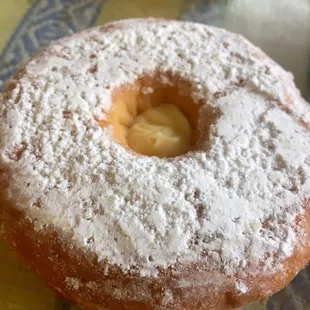 Custard Donut