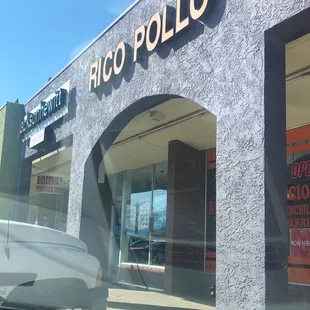 the front entrance of a restaurant