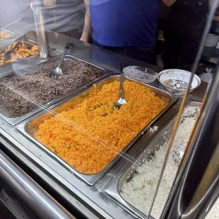 interior, paella