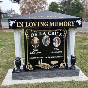 Rico&apos;s Memorial Stones
(559)251-1277