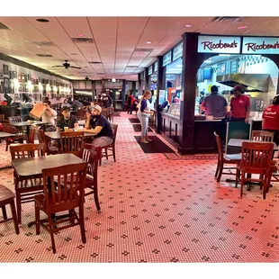 Inside Ricobene&apos;s .252 W 26th St, Chicago, IL  Italian Food ,Pizzas ,Italian Beef ,Sandwiches included Famous Breaded Steak Sandwich. Cool!