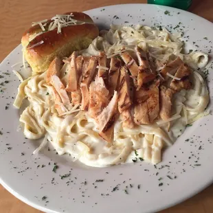 Homemade Fettuccine Chicken Alfredo