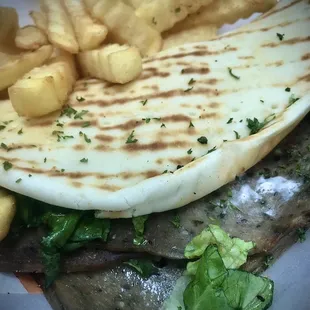 Gyro