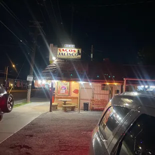 Rico&apos;s tacos Jalisco