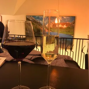 Moscato and Syrah wines with live music on my.