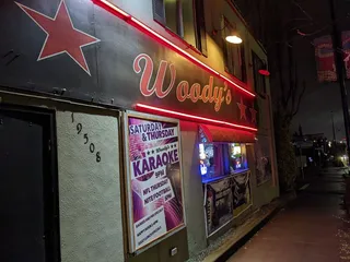 Woody's Bar