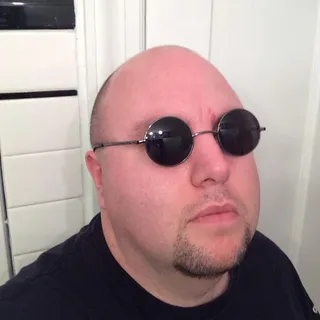 Dan R.