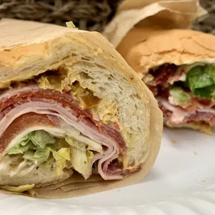 Riera Special Sub