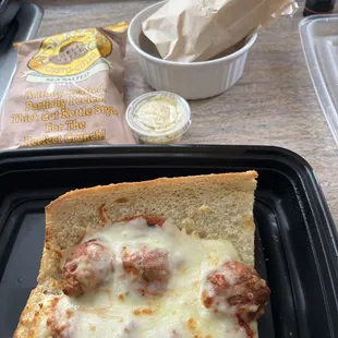 The meatballs are very lonely !