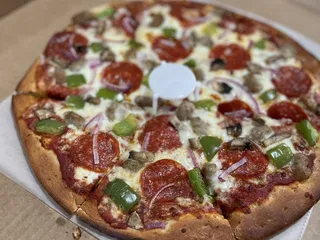 Shorty's Pizza and More