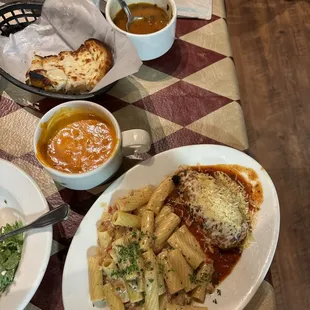 Chicken Parmesan, Tomato Bisque Soup &amp; Cheesy Bread
