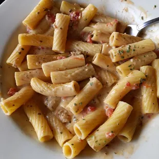 Rigatoni Bolognese